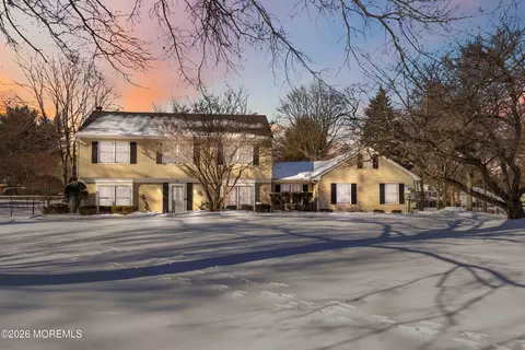 41 Polly Way, Middletown, NJ 07748