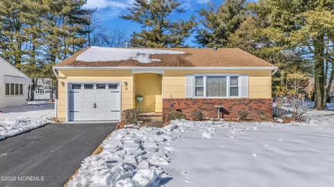 38 Eton Rd, Toms River, NJ 08757