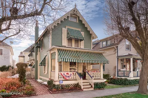 110 Heck Ave, Ocean Grove, NJ 07756
