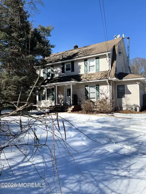 1554 Partridge St, Toms River, NJ 08753