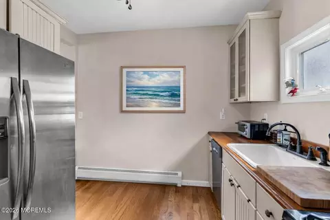 6 Beach St, Sea Bright, NJ 07760 photo 7
