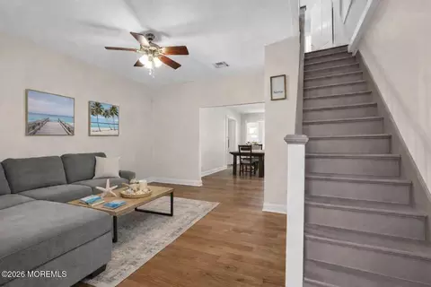 6 Beach St, Sea Bright, NJ 07760 photo 11