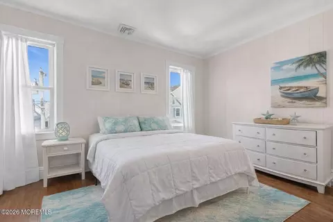 6 Beach St, Sea Bright, NJ 07760 photo 8