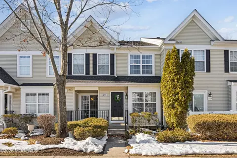 273 Brookfield Dr, Jackson, NJ 08527