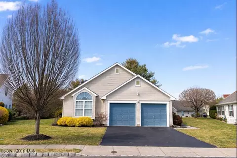 2396 Crisfield Cir, Toms River, NJ 08755