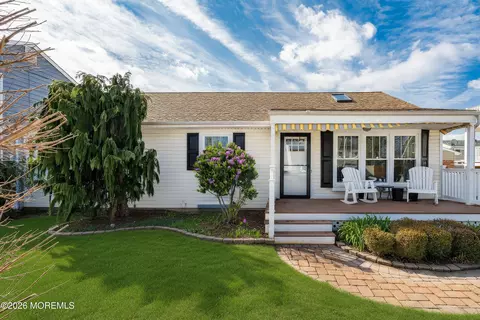 1846 Riviera Pkwy, Point Pleasant, NJ 08742