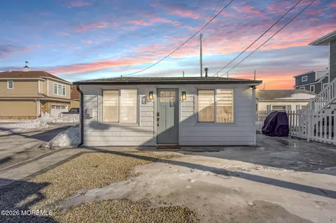 21 E Dune Way #121, Lavallette, NJ 08735