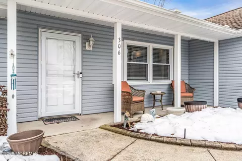 Exterior - 306 4th St, Waretown, NJ 08758 photo 3 of 10