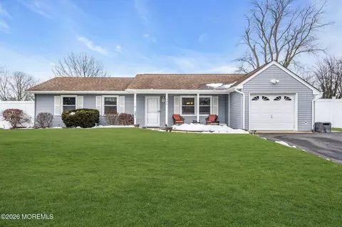 Exterior - 306 4th St, Waretown, NJ 08758 photo 1 of 10