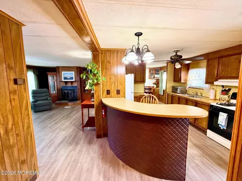 33 Judith Way, Jackson, NJ 08527 photo 3