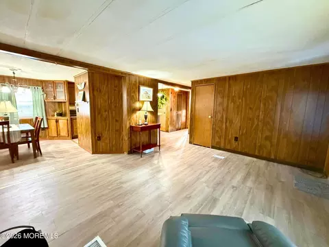 33 Judith Way, Jackson, NJ 08527 photo 5