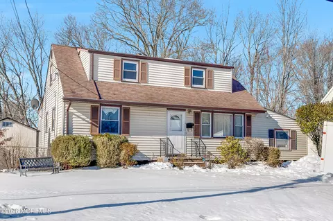 45 Piersoll Rd, Old Bridge, NJ 08857