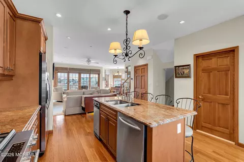 Kitchen - 10 Waters Edge, Brielle, NJ 08730 photo 4 of 5