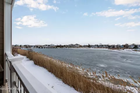 View/Area - 10 Waters Edge, Brielle, NJ 08730 photo 3 of 11