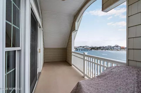 Exterior - 10 Waters Edge, Brielle, NJ 08730 photo 5 of 9