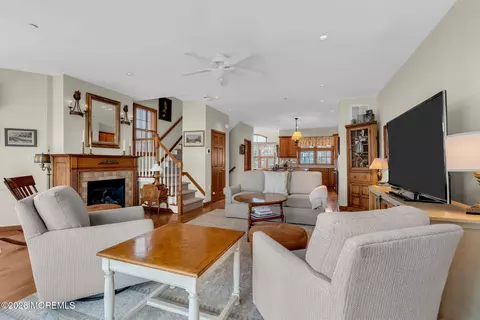Living - 10 Waters Edge, Brielle, NJ 08730 photo 2 of 5