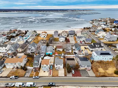 639 E Bayview Ave, Ocean Gate, NJ 08740 photo 27
