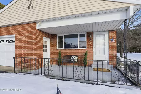 83 Cabrillo Blvd, Toms River, NJ 08757
