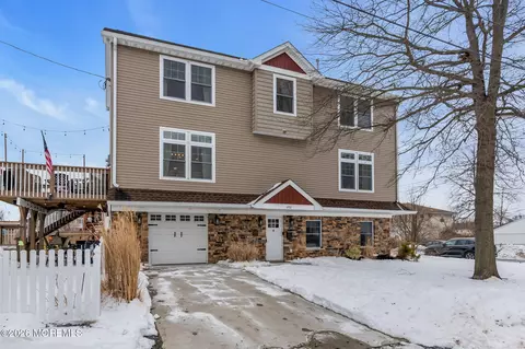 1202 High Ave, Union Beach, NJ 07735