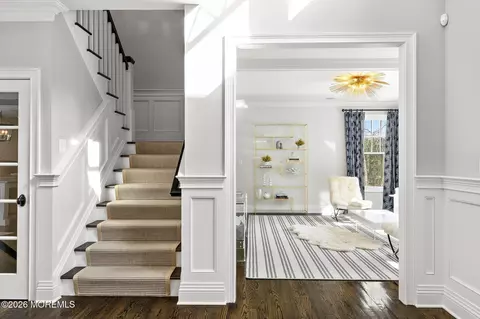 Entry Way - 94 Ridge Rd, Rumson, NJ 07760 photo 4 of 6