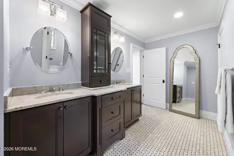 Bath - 94 Ridge Rd, Rumson, NJ 07760 photo 4 of 5