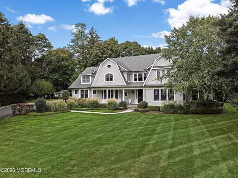 Exterior - 94 Ridge Rd, Rumson, NJ 07760 photo 5 of 6
