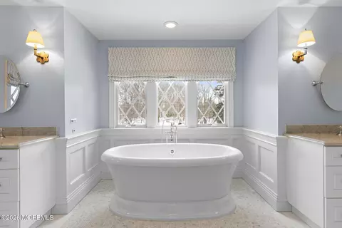 Bath - 94 Ridge Rd, Rumson, NJ 07760 photo 3 of 5