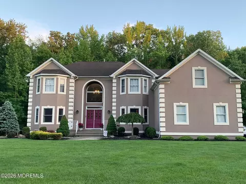 14 Yosemite Ct, Old Bridge, NJ 08857
