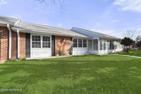 1255 Hamilton Ct # C, Lakewood, NJ 08701