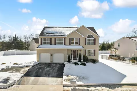 2716 W Bangs Ave, Neptune City, NJ 07753