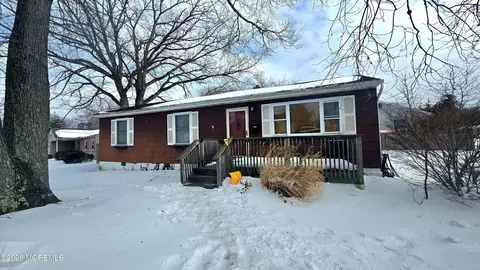 140 Meridian Dr, Brick, NJ 08724