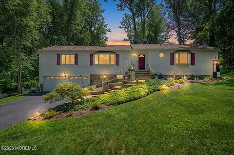 323 Arlene Ter, Aberdeen, NJ 07747