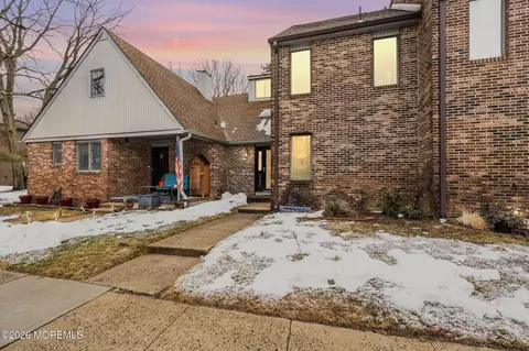 707 Bounty Ct, Toms River, NJ 08753