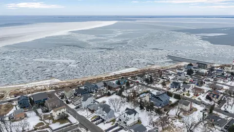 View/Area - 218 Beach Ave, Leonardo, NJ 07737 photo 4 of 5