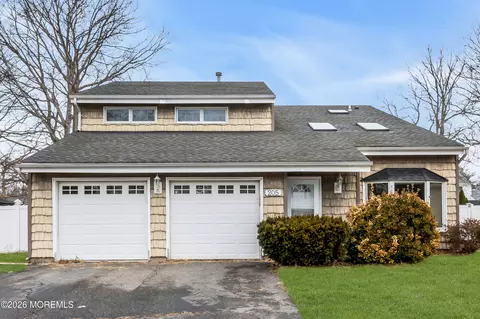 205 Liberty Bell Rd, Toms River, NJ 08755