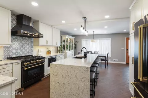 664 Summit Ave, Kenilworth, NJ 07033