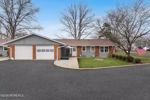 449 Cheshire Ct # A, Lakewood, NJ 08701