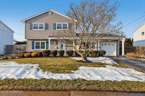 13 Cresci Blvd, Hazlet, NJ 07730