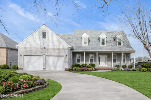 556 Parker Ave, Brick, NJ 08724