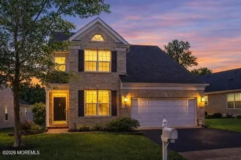 7 Hartack Rd, Manalapan, NJ 07726