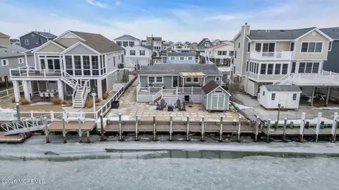 380 Kingfisher Rd, Tuckerton, NJ 08087
