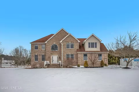 788 Dorathys Ln, Jackson, NJ 08527
