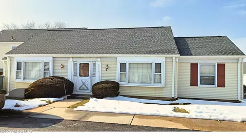 361 New Bedford Ln # A, Monroe, NJ 08831