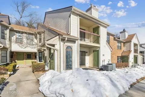 311 Sunshine Ct #311, Parlin, NJ 08859