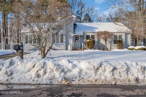 277 Bayville Ave, Bayville, NJ 08721
