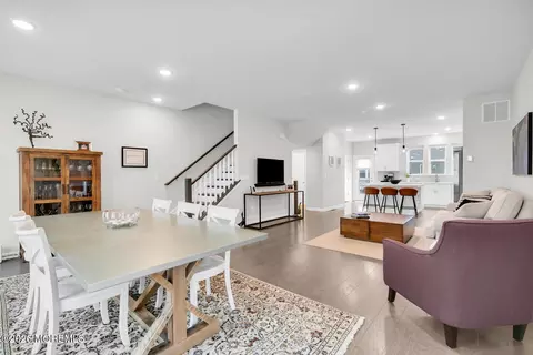 10 Sunset Rd, Oceanport, NJ 07757