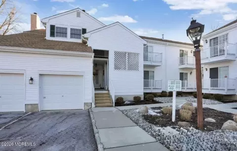 22 Alexandria Way, Basking Ridge, NJ 07920