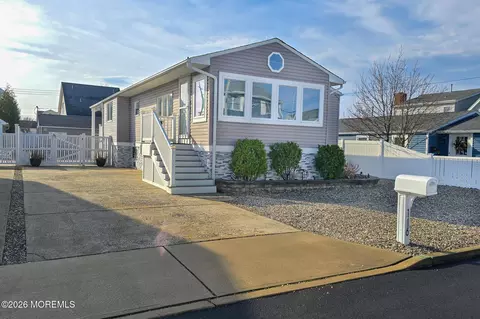 116 Newark Ave, Lavallette, NJ 08735