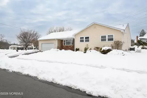 3 Clayton Ct, Milltown, NJ 08850