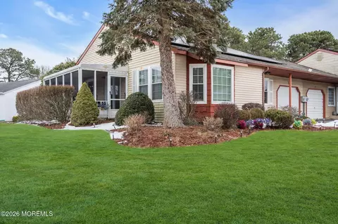 7 Amherst Rd #A, Whiting, NJ 08759
